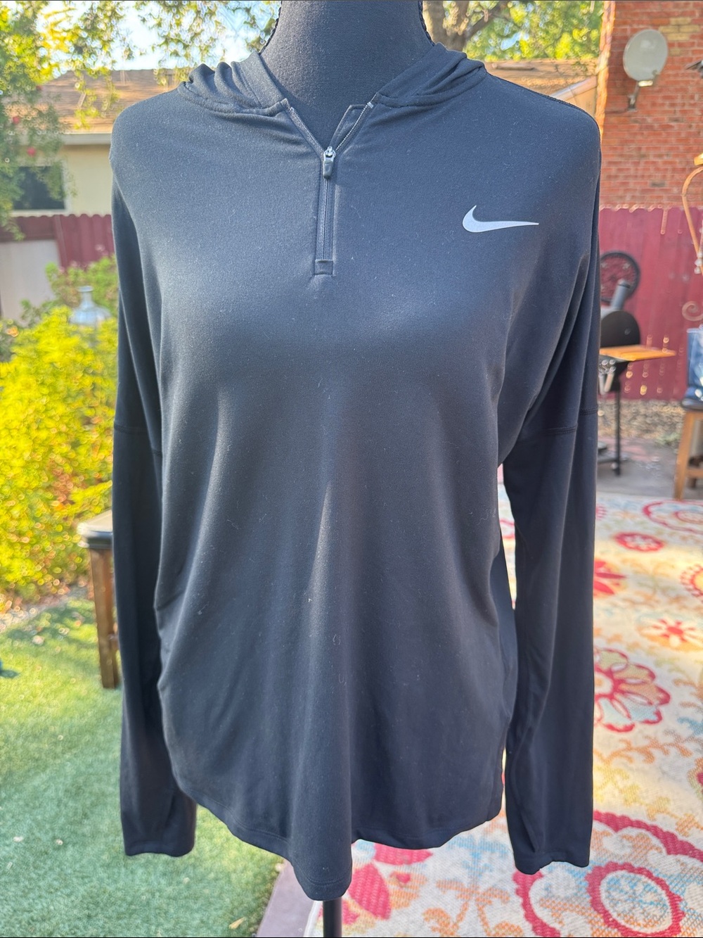 Nike Dri-FIT Swift Element UV Hooded Half-Zip Running Jacket